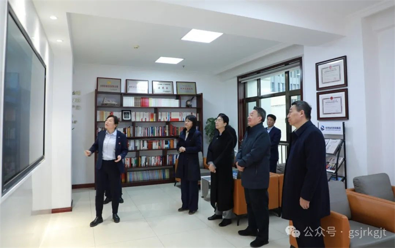 祁建邦一行調研慰問部分子公司